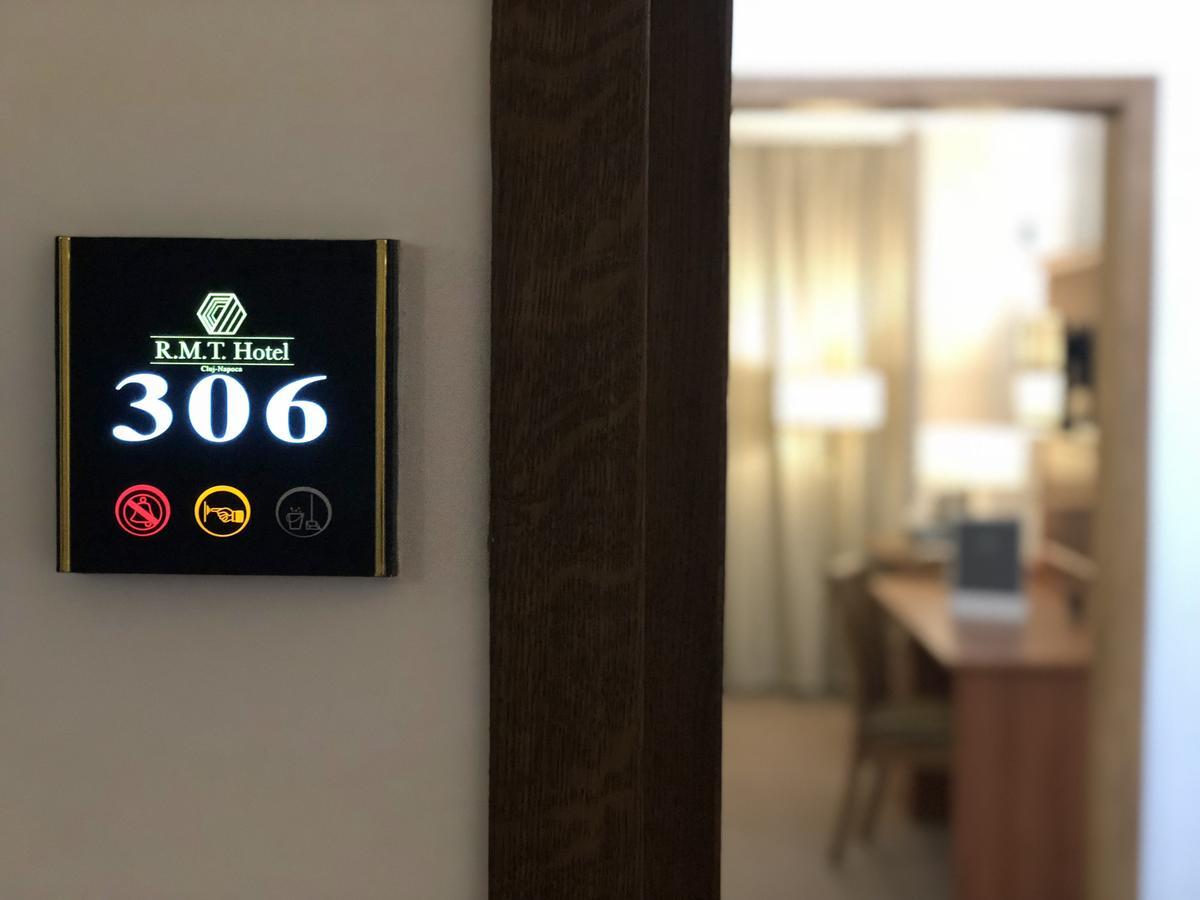 Hotel Athos R.M.T. Kaloşvar Dış mekan fotoğraf