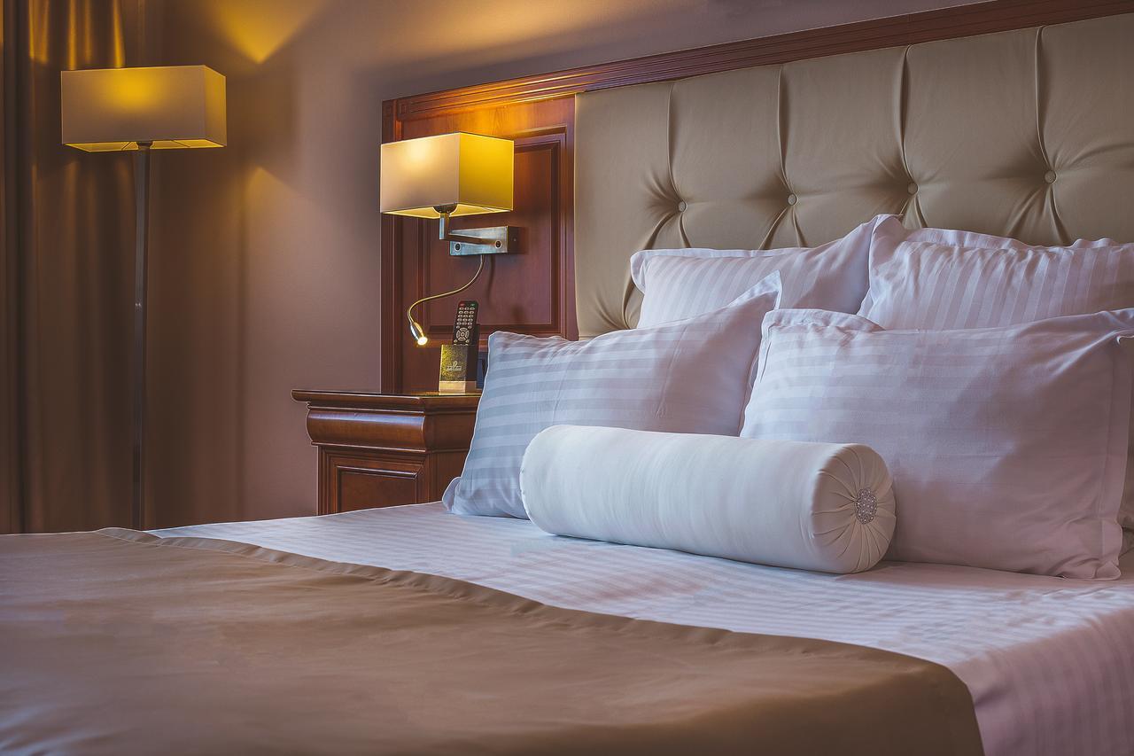 Hotel Athos R.M.T. Kaloşvar Oda fotoğraf