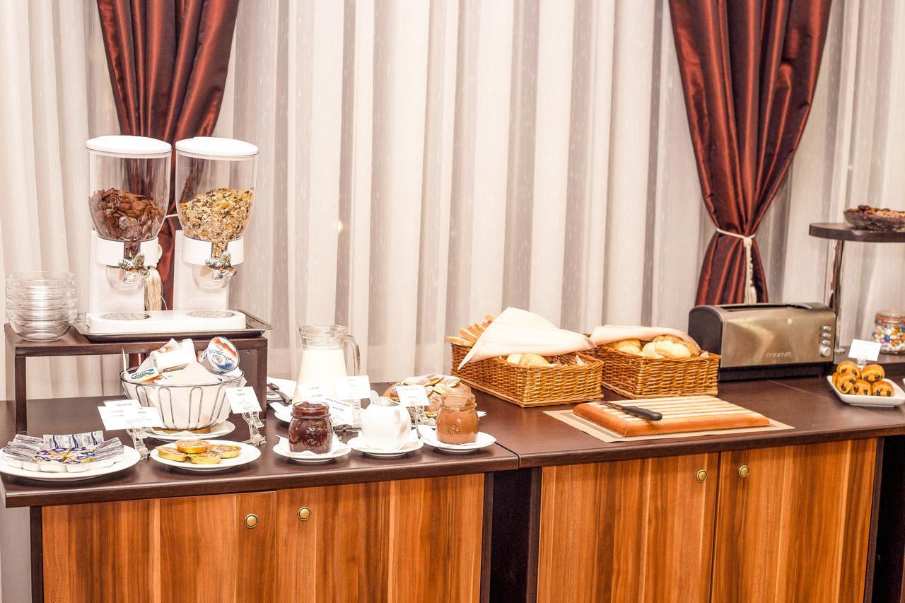 Hotel Athos R.M.T. Kaloşvar Oda fotoğraf