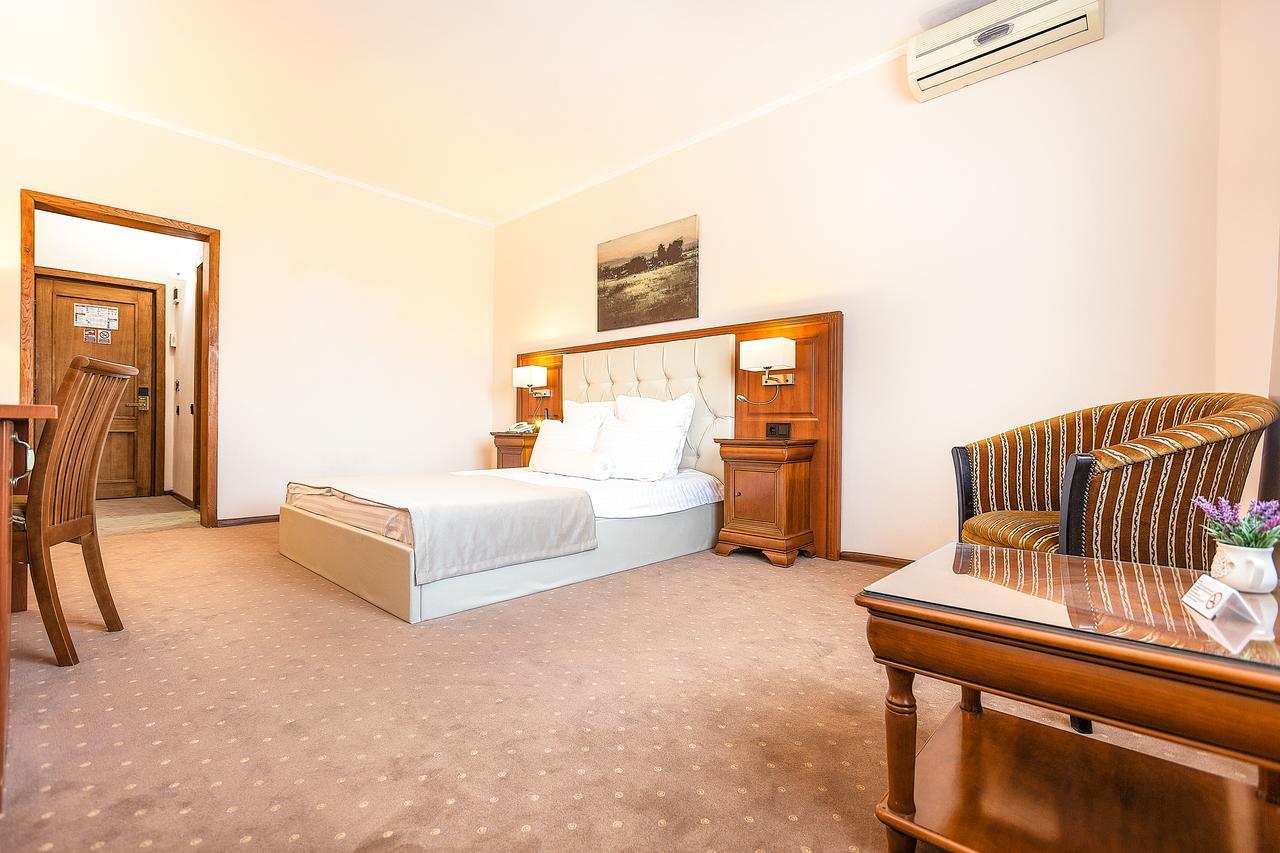 Hotel Athos R.M.T. Kaloşvar Oda fotoğraf